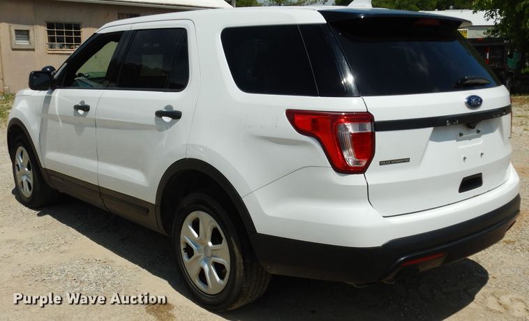 image for item DF4074 2017 Ford Explorer Police Interceptor  SUV