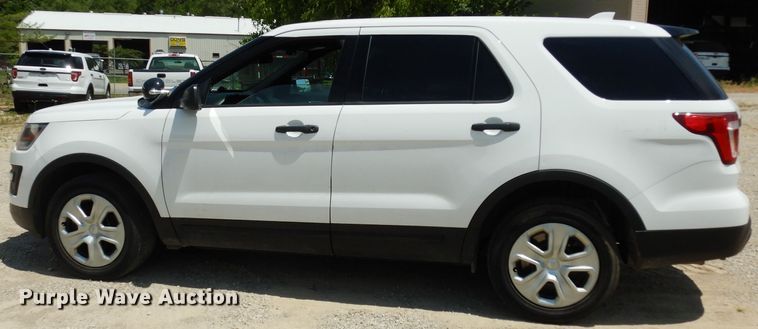 image for item DF4074 2017 Ford Explorer Police Interceptor  SUV