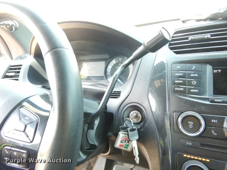 image for item DF4074 2017 Ford Explorer Police Interceptor  SUV