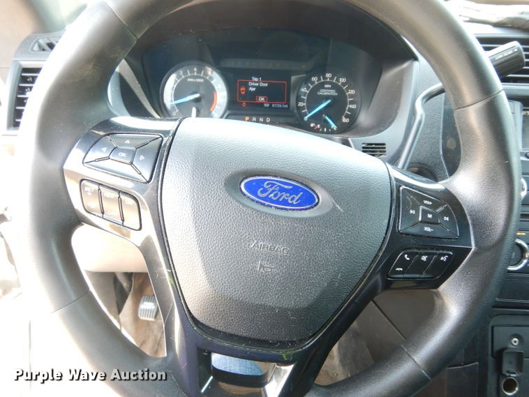 image for item DF4074 2017 Ford Explorer Police Interceptor  SUV