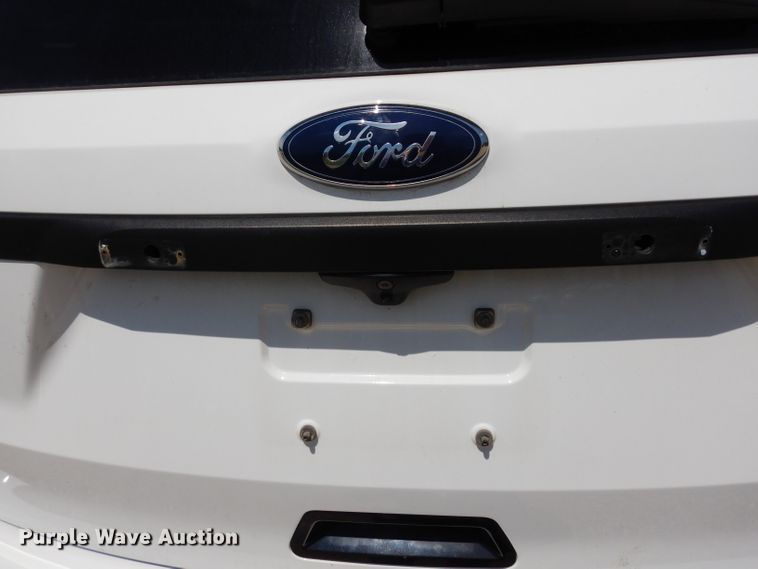 image for item DF4074 2017 Ford Explorer Police Interceptor  SUV