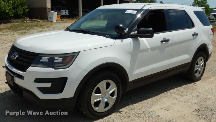 image for item DF4075 2016 Ford Explorer Police Interceptor  SUV
