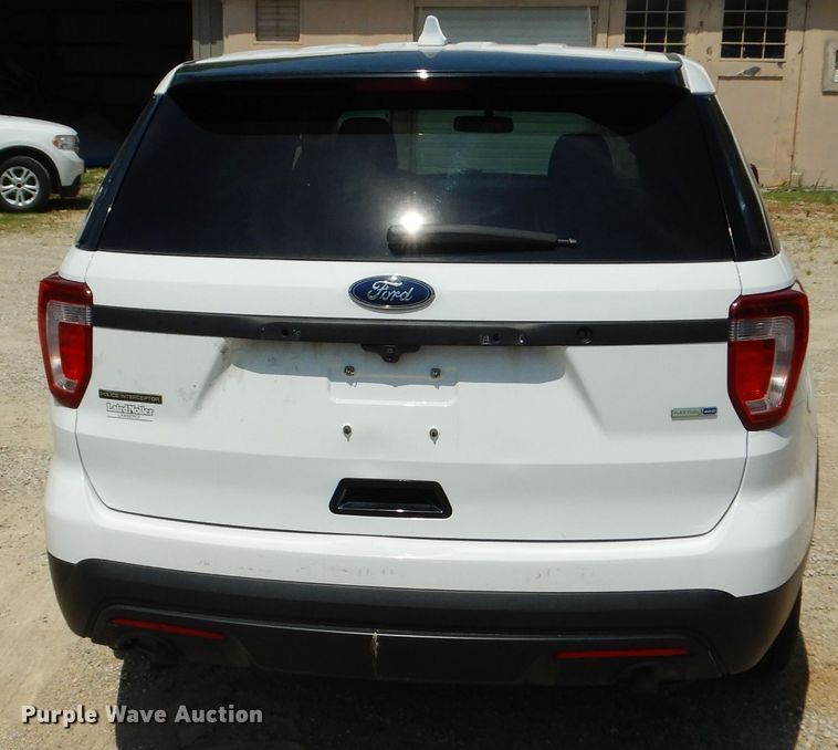 image for item DF4075 2016 Ford Explorer Police Interceptor  SUV