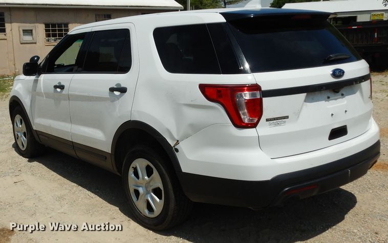 image for item DF4075 2016 Ford Explorer Police Interceptor  SUV