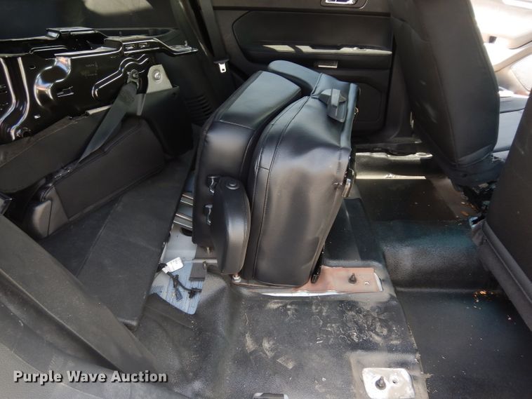 image for item DF4075 2016 Ford Explorer Police Interceptor  SUV