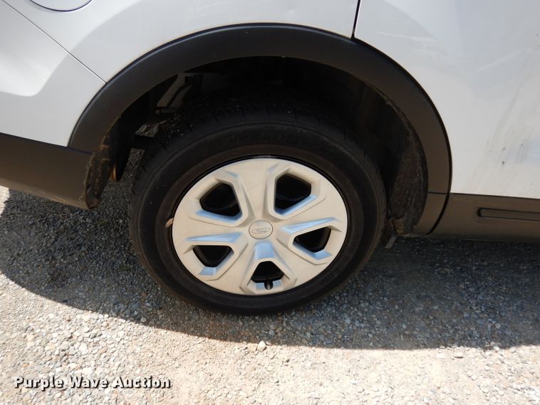 image for item DF4075 2016 Ford Explorer Police Interceptor  SUV