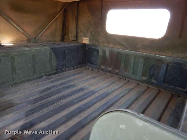 image for item DF4092 1989 Am General M998 Hummer  SUV