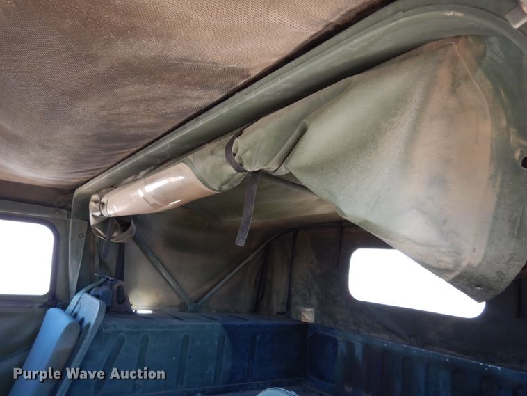 image for item DF4092 1989 Am General M998 Hummer  SUV