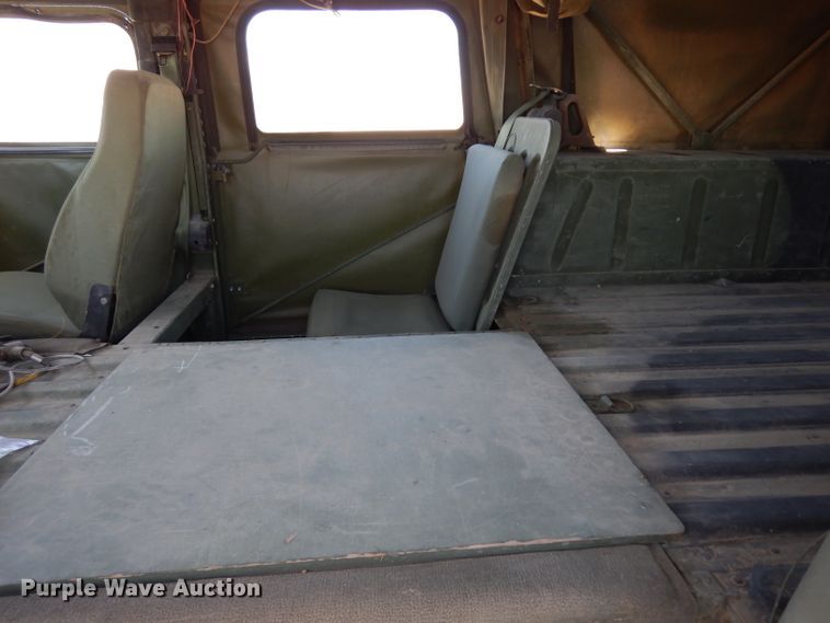 image for item DF4092 1989 Am General M998 Hummer  SUV