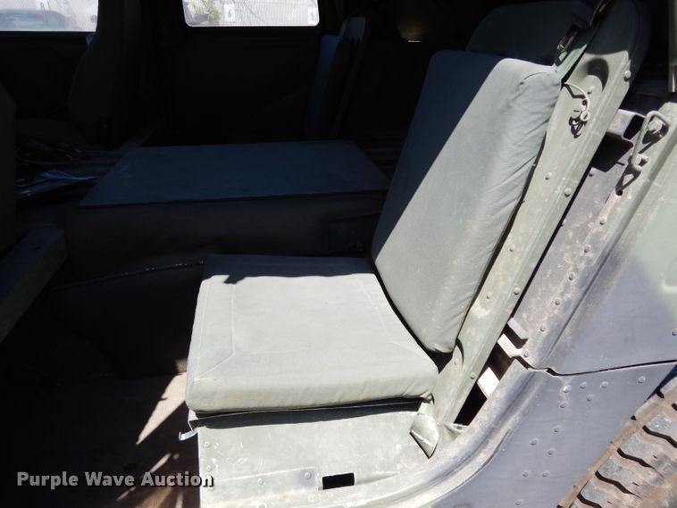 image for item DF4092 1989 Am General M998 Hummer  SUV