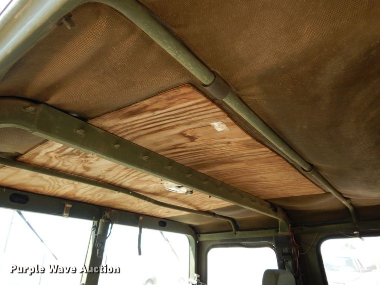 image for item DF4092 1989 Am General M998 Hummer  SUV