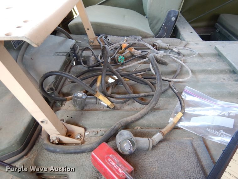 image for item DF4092 1989 Am General M998 Hummer  SUV