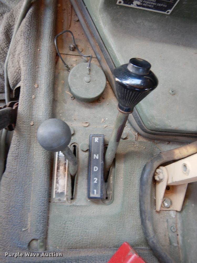 image for item DF4092 1989 Am General M998 Hummer  SUV