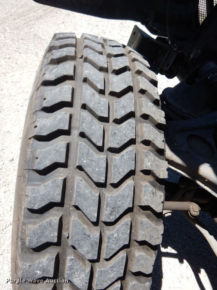 image for item DF4092 1989 Am General M998 Hummer  SUV