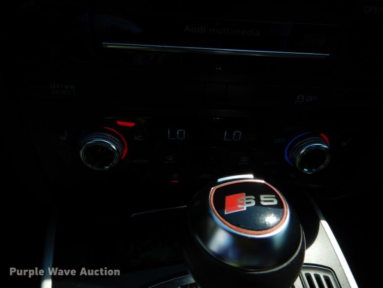 image for item DF4120 2013 Audi S5