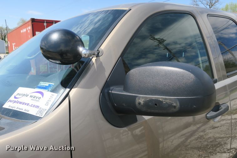 image for item DF5124 2007 Chevrolet Tahoe Police  SUV