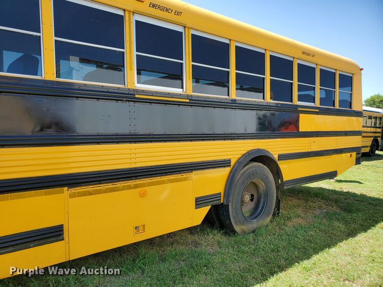 image for item DF8967 1997 Thomas Built Saf-T-Liner MVP EF  school bus