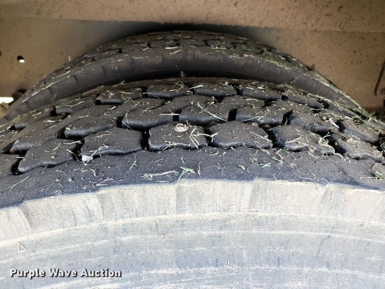 image for item DF8967 1997 Thomas Built Saf-T-Liner MVP EF  school bus