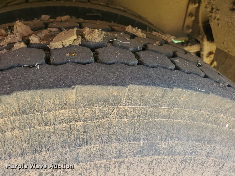 image for item DF8967 1997 Thomas Built Saf-T-Liner MVP EF  school bus