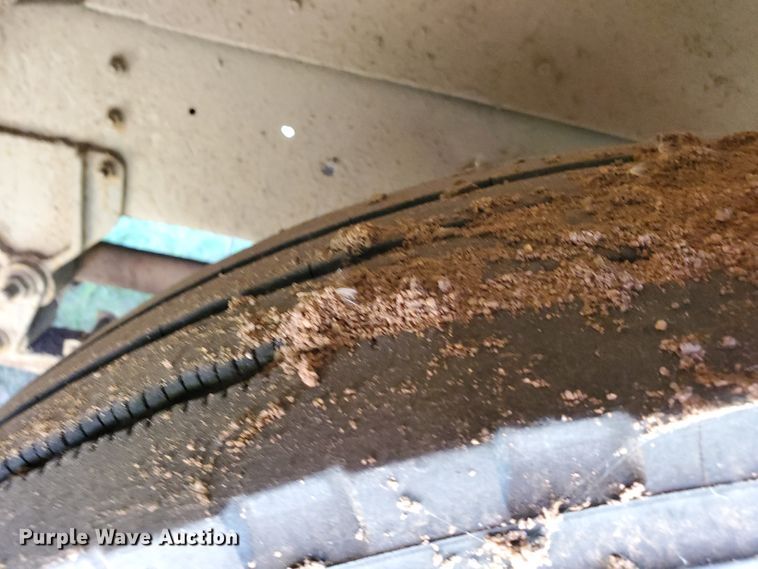 image for item DF8967 1997 Thomas Built Saf-T-Liner MVP EF  school bus