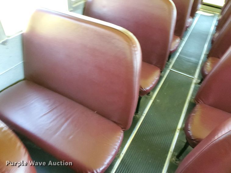 image for item DF8968 2000 Blue Bird TC2000  school bus