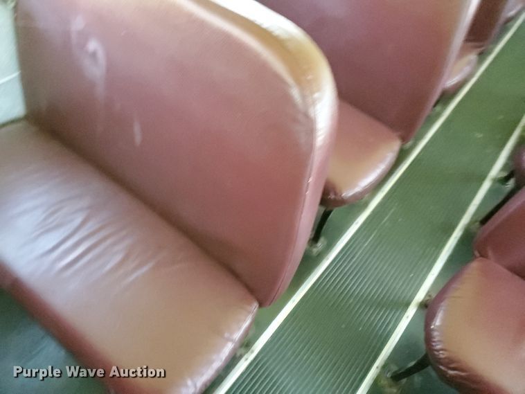 image for item DF8968 2000 Blue Bird TC2000  school bus