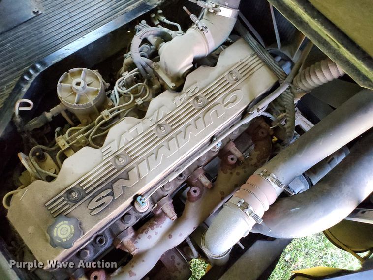 image for item DF8968 2000 Blue Bird TC2000  school bus