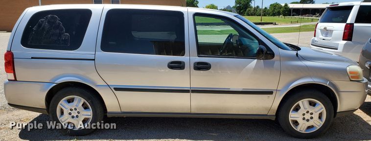 image for item DF8969 2006 Chevrolet Uplander  van