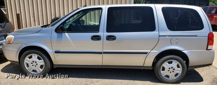 image for item DF8969 2006 Chevrolet Uplander  van