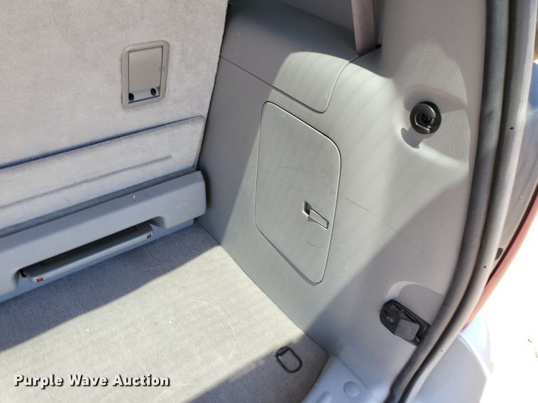 image for item DF8969 2006 Chevrolet Uplander  van