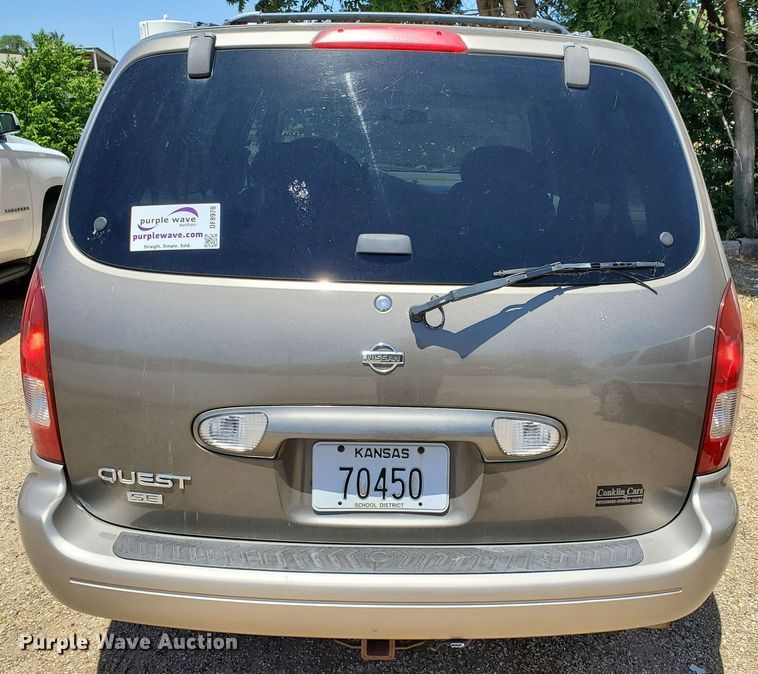 image for item DF8970 2002 Nissan Quest  van