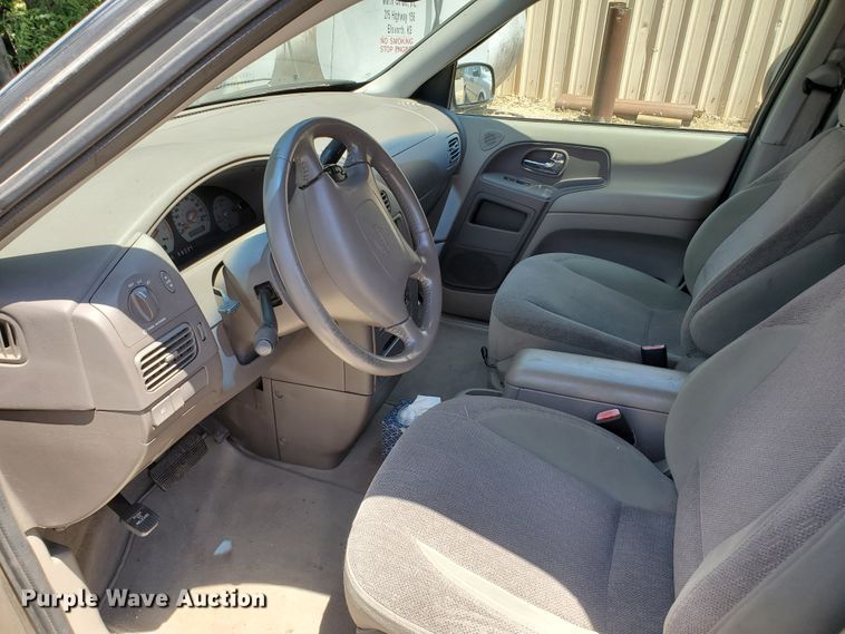 image for item DF8970 2002 Nissan Quest  van