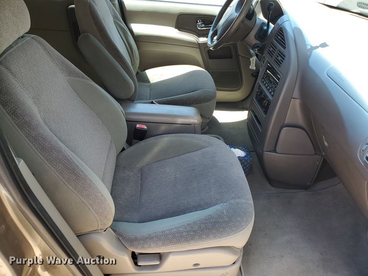 image for item DF8970 2002 Nissan Quest  van