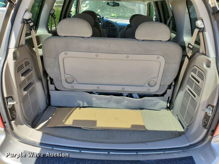 image for item DF8970 2002 Nissan Quest  van