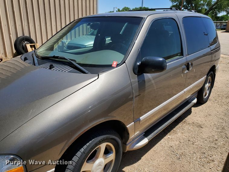 image for item DF8970 2002 Nissan Quest  van