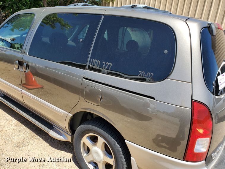 image for item DF8970 2002 Nissan Quest  van