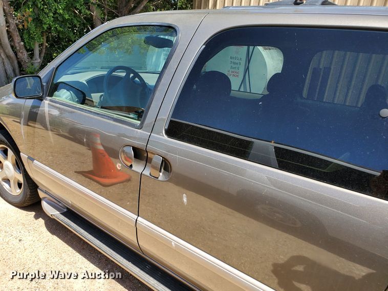 image for item DF8970 2002 Nissan Quest  van