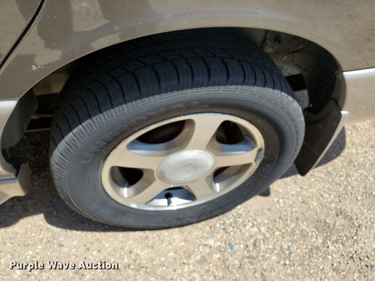 image for item DF8970 2002 Nissan Quest  van