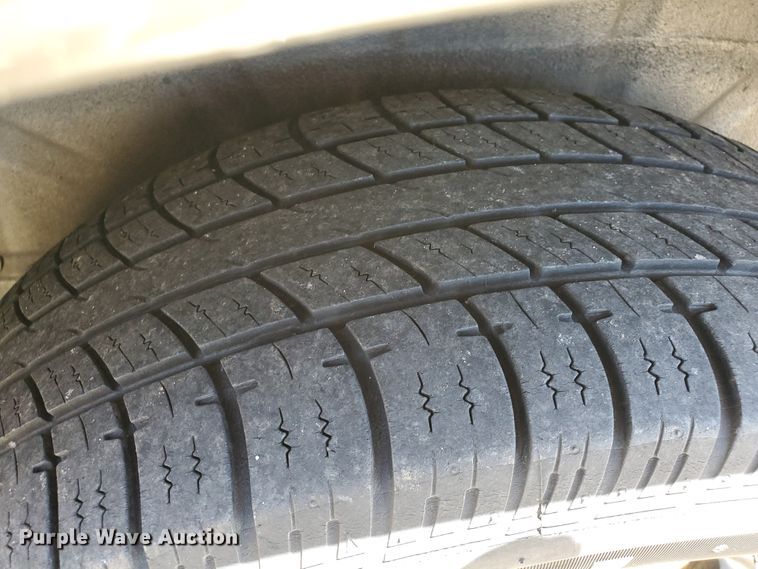 image for item DF8970 2002 Nissan Quest  van