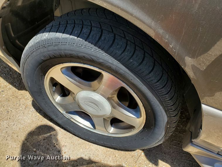 image for item DF8970 2002 Nissan Quest  van