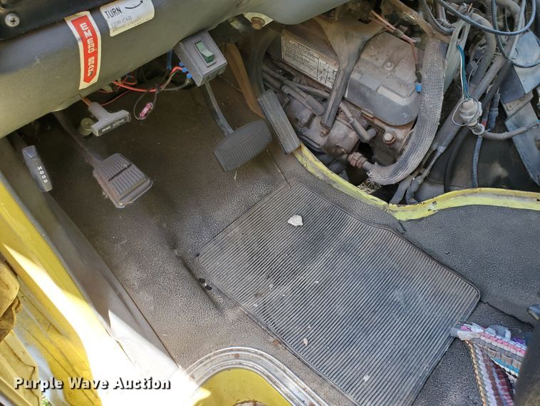 image for item DF8972 1989 Ford Econoline E350  box truck