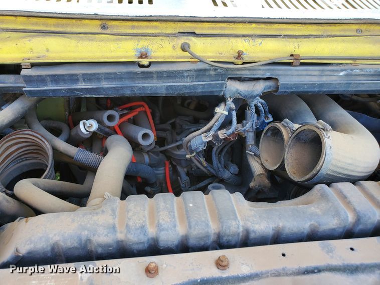 image for item DF8972 1989 Ford Econoline E350  box truck