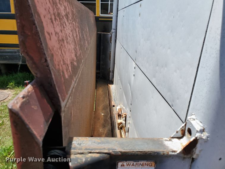 image for item DF8972 1989 Ford Econoline E350  box truck