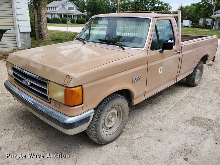 image for item DF8988 1987 Ford F150  pickup truck