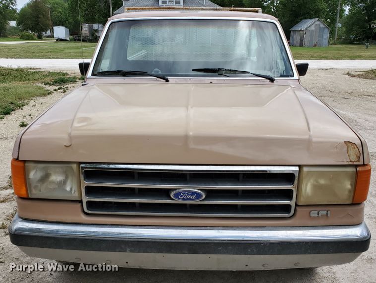 image for item DF8988 1987 Ford F150  pickup truck