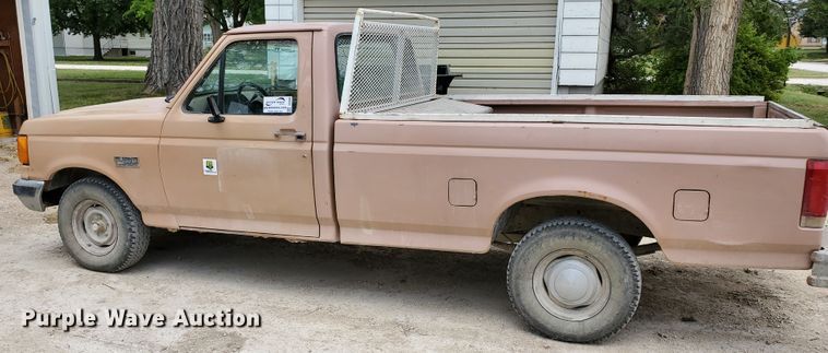 image for item DF8988 1987 Ford F150  pickup truck
