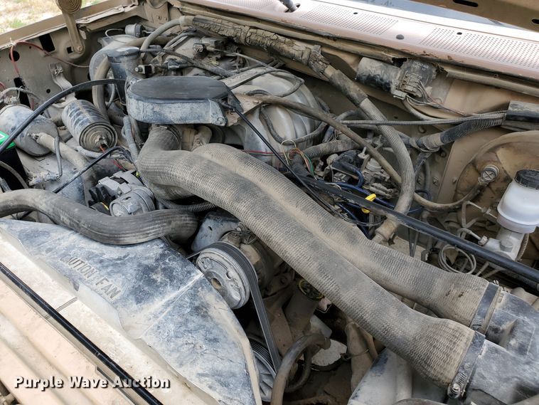 image for item DF8988 1987 Ford F150  pickup truck