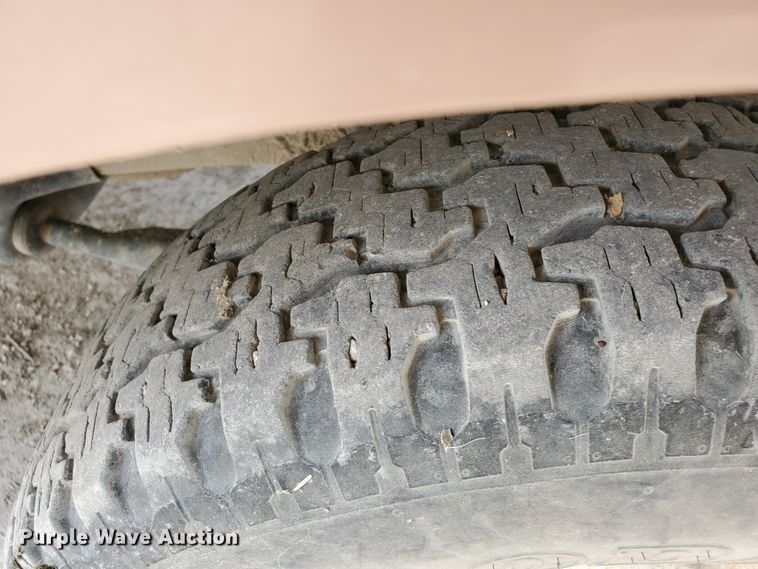 image for item DF8988 1987 Ford F150  pickup truck