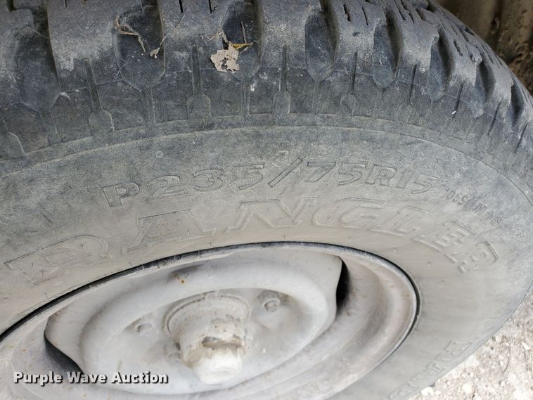 image for item DF8988 1987 Ford F150  pickup truck