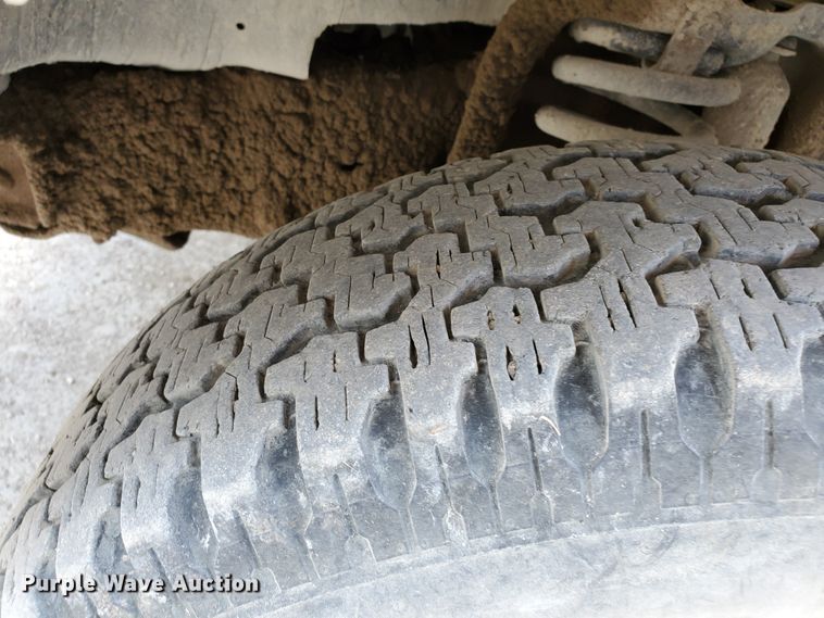 image for item DF8988 1987 Ford F150  pickup truck